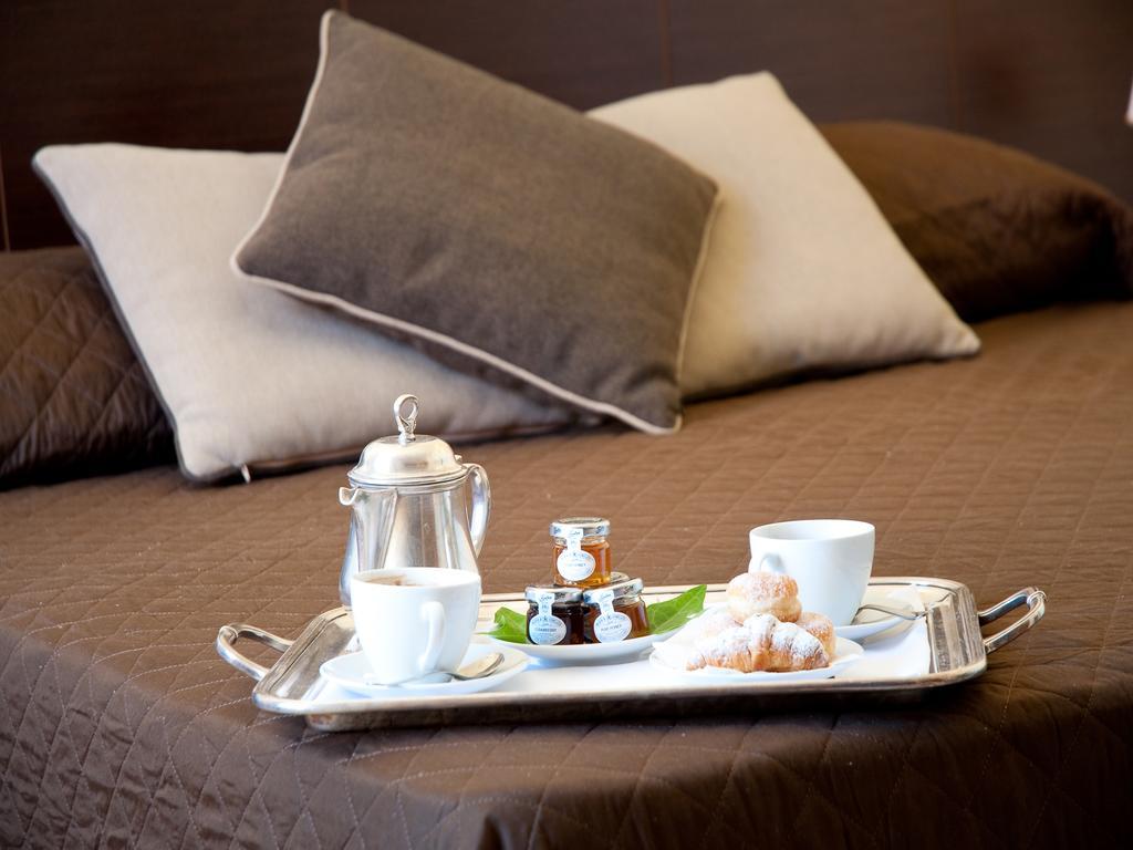 אורבטלו Hotel Sole מראה חיצוני תמונה